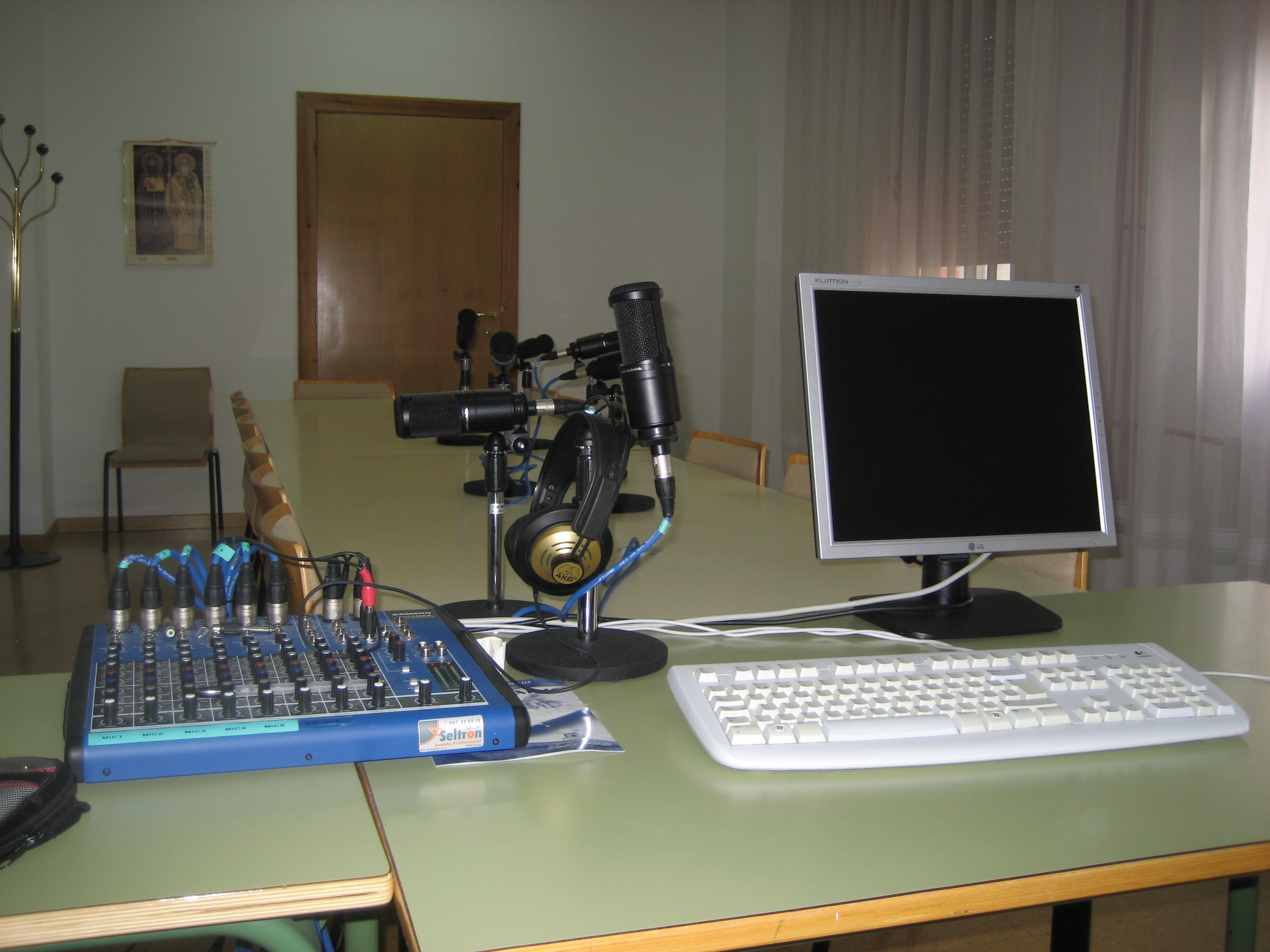 Estudio de radio escolar