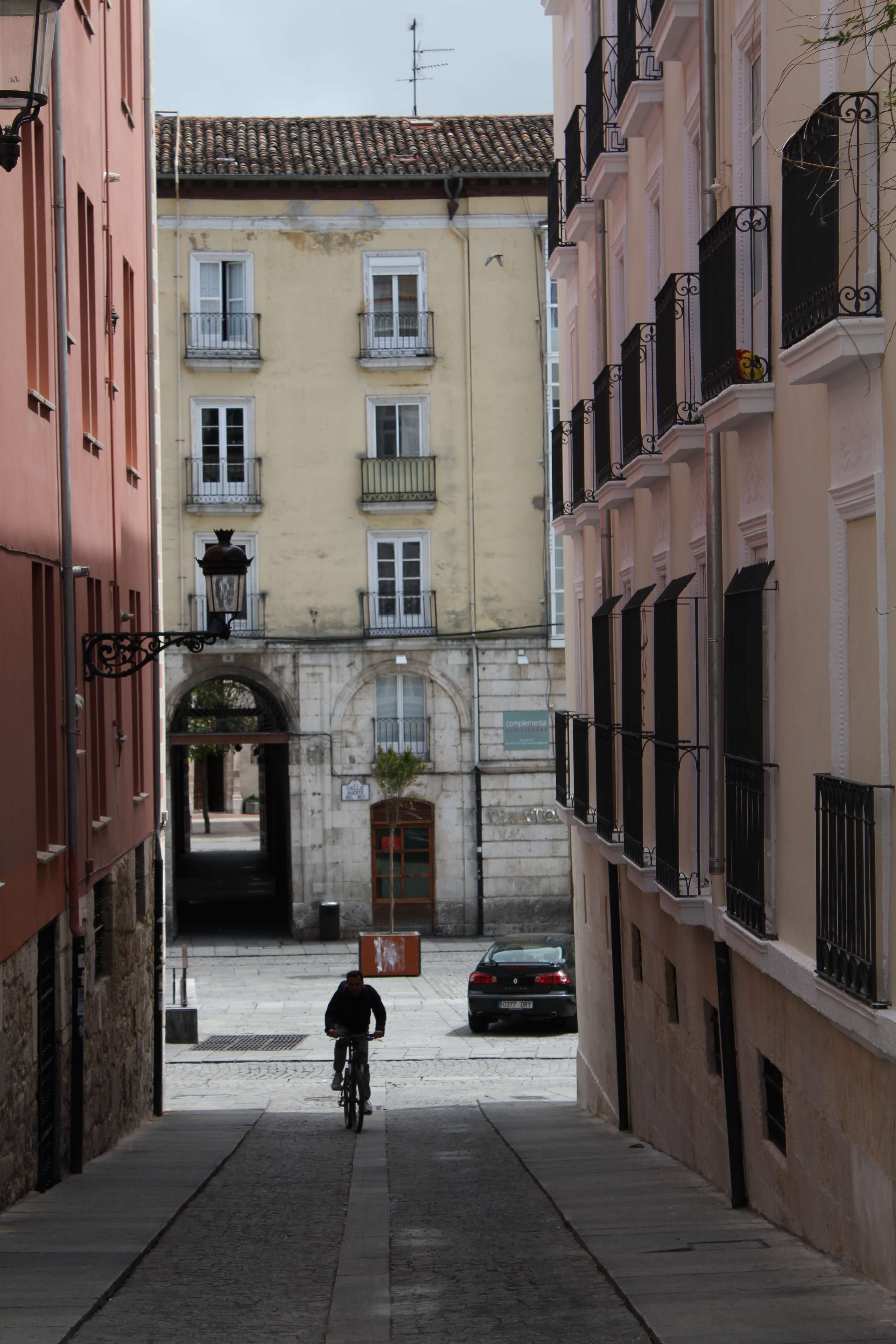 En bici y cuesta arriba