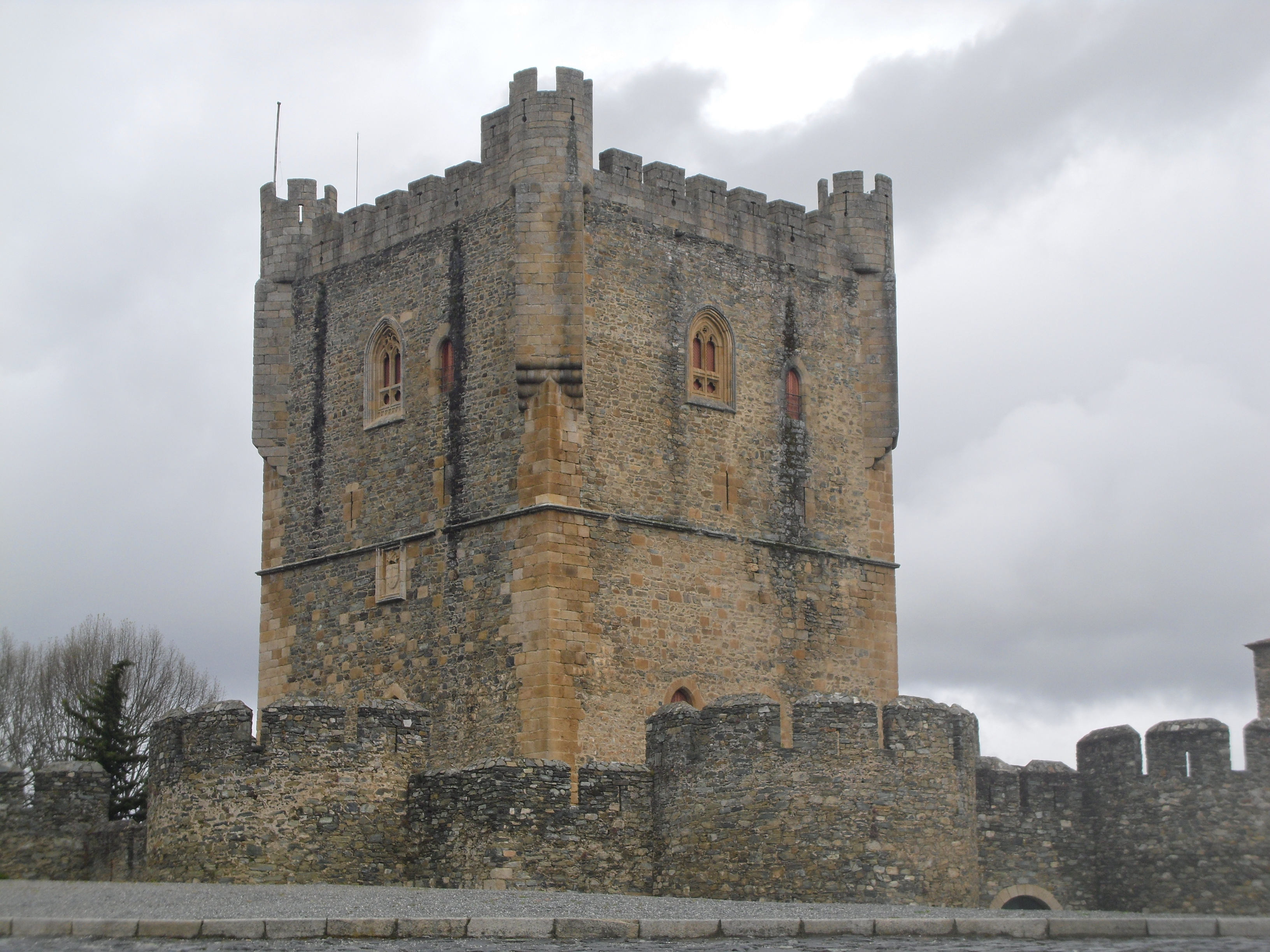 33. CASTILLO BRAGANZA SAM_9899