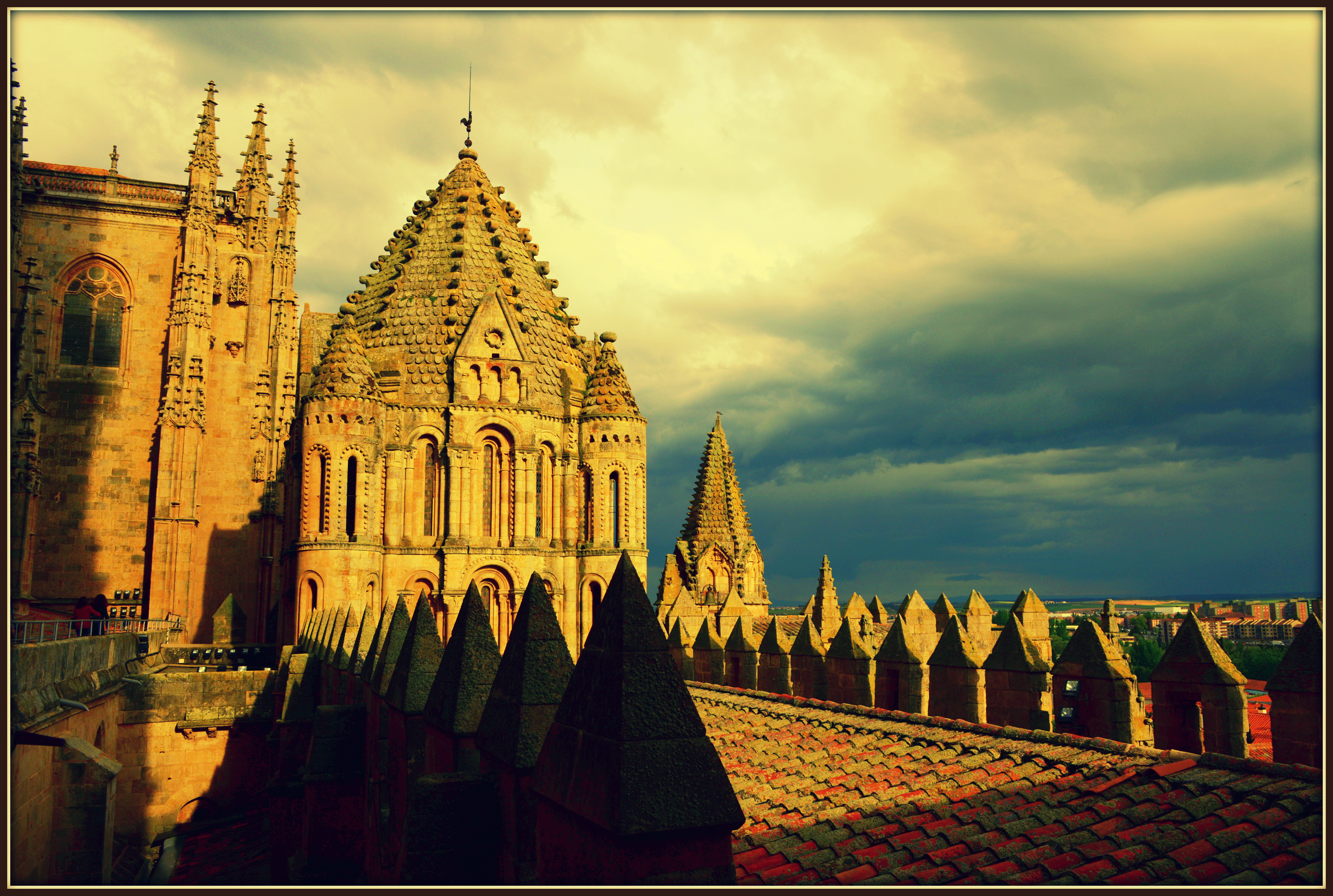Salamanca_Vista_Torre_del_Gallo_Catedral_Vieja2