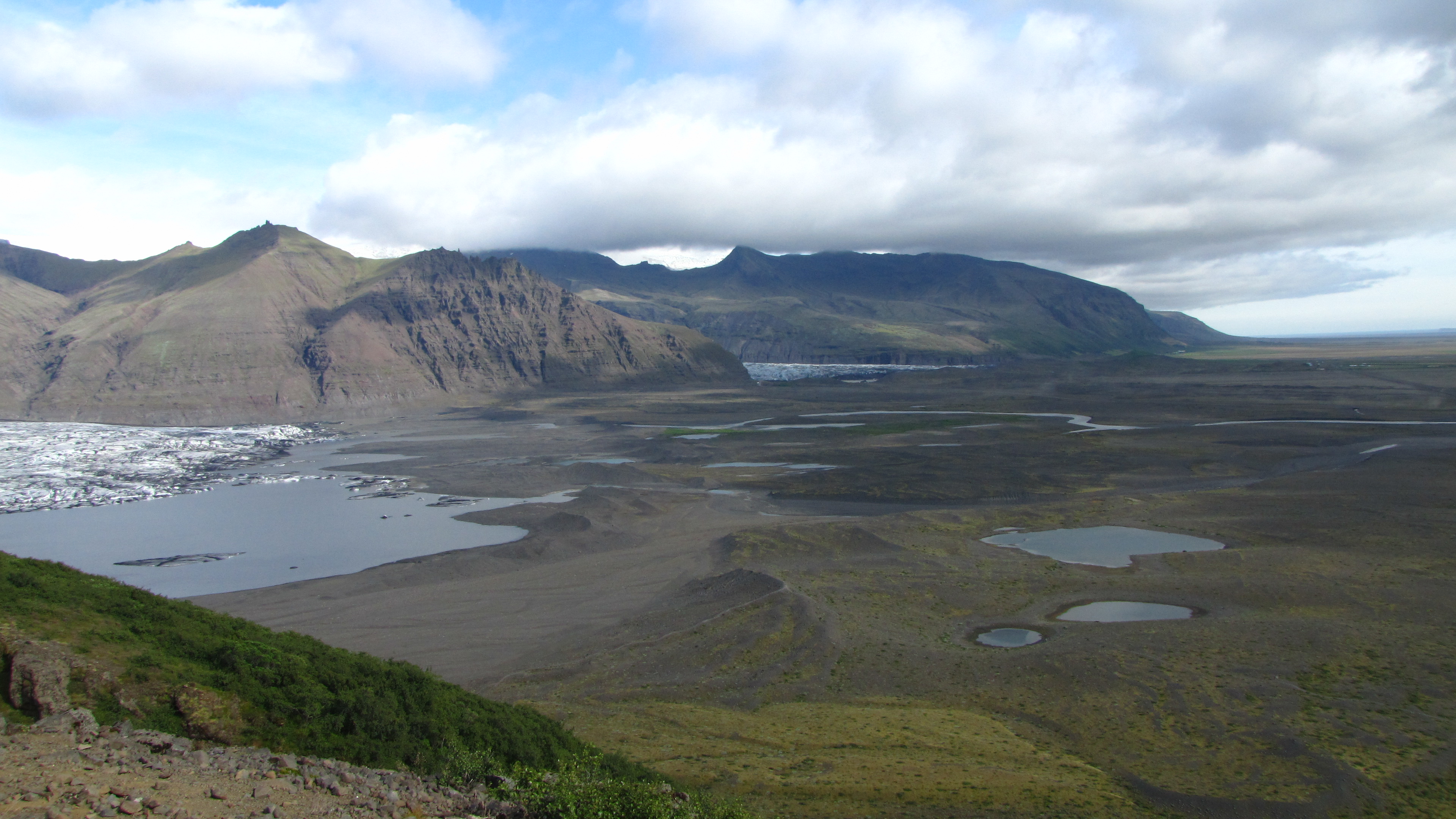 Frente de un glaciar en Islandia