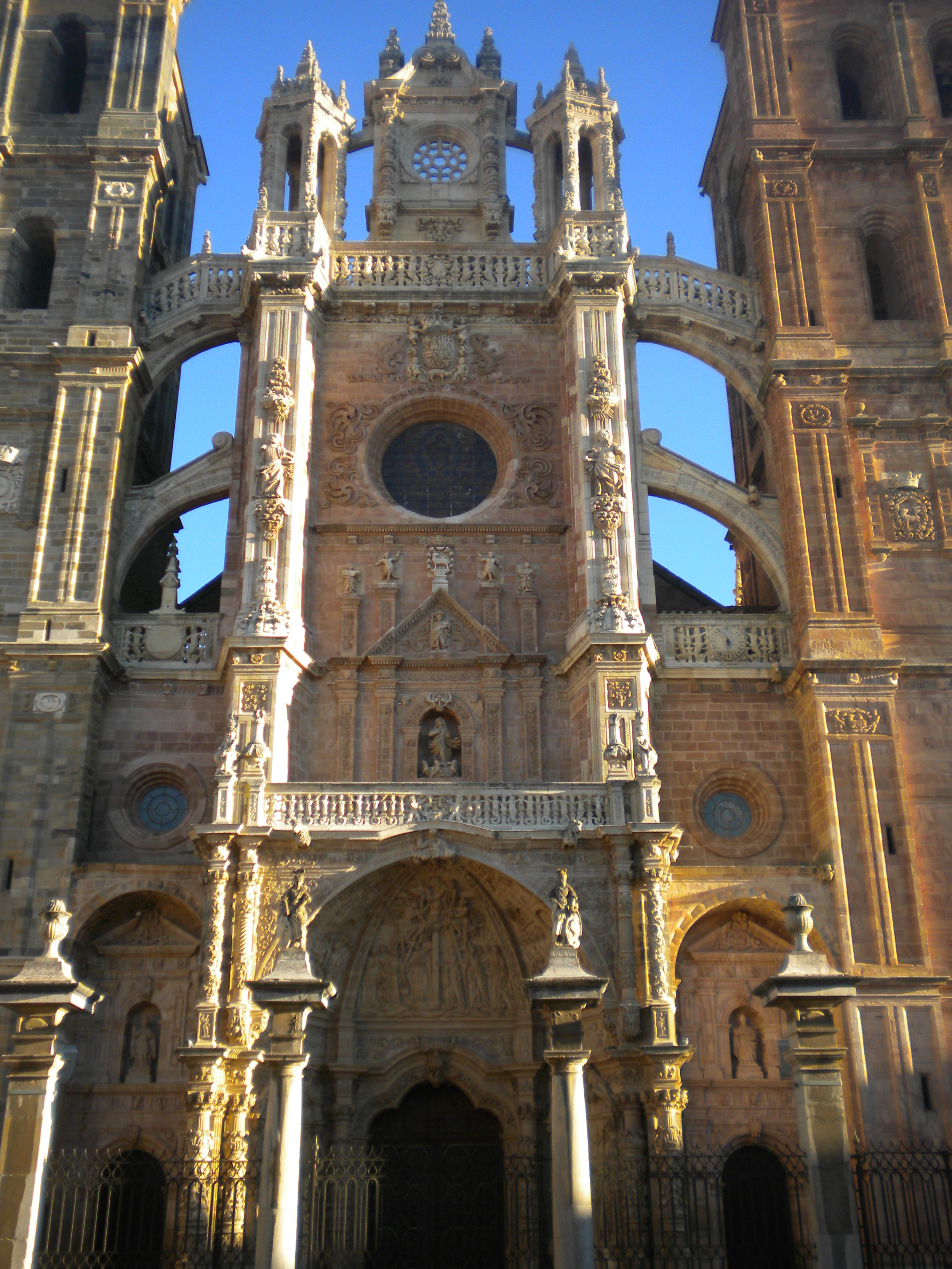 Catedral de Astorga (portada principal)