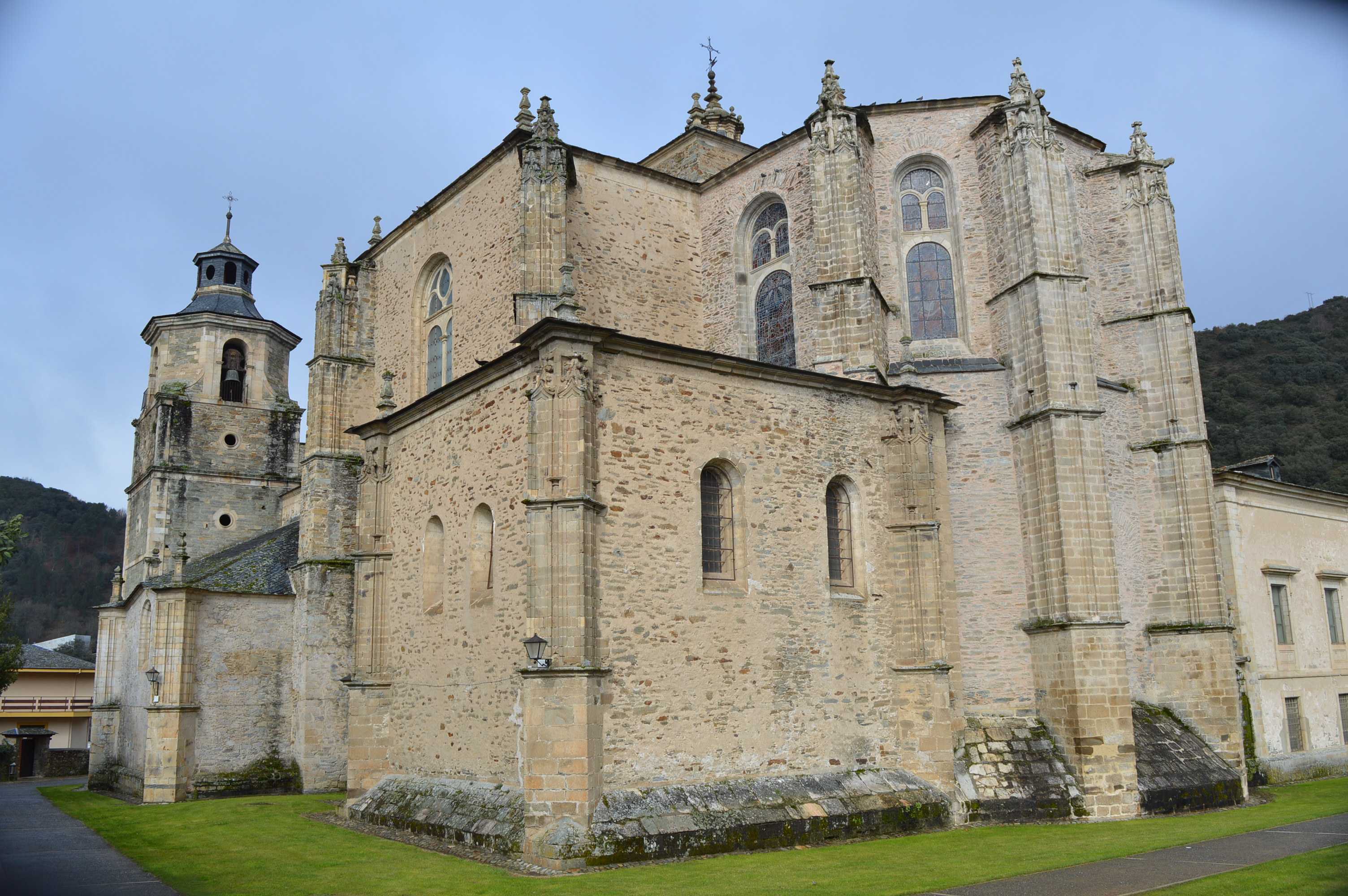 21. COLEGIATA VILLAFRANCA DSC_0155