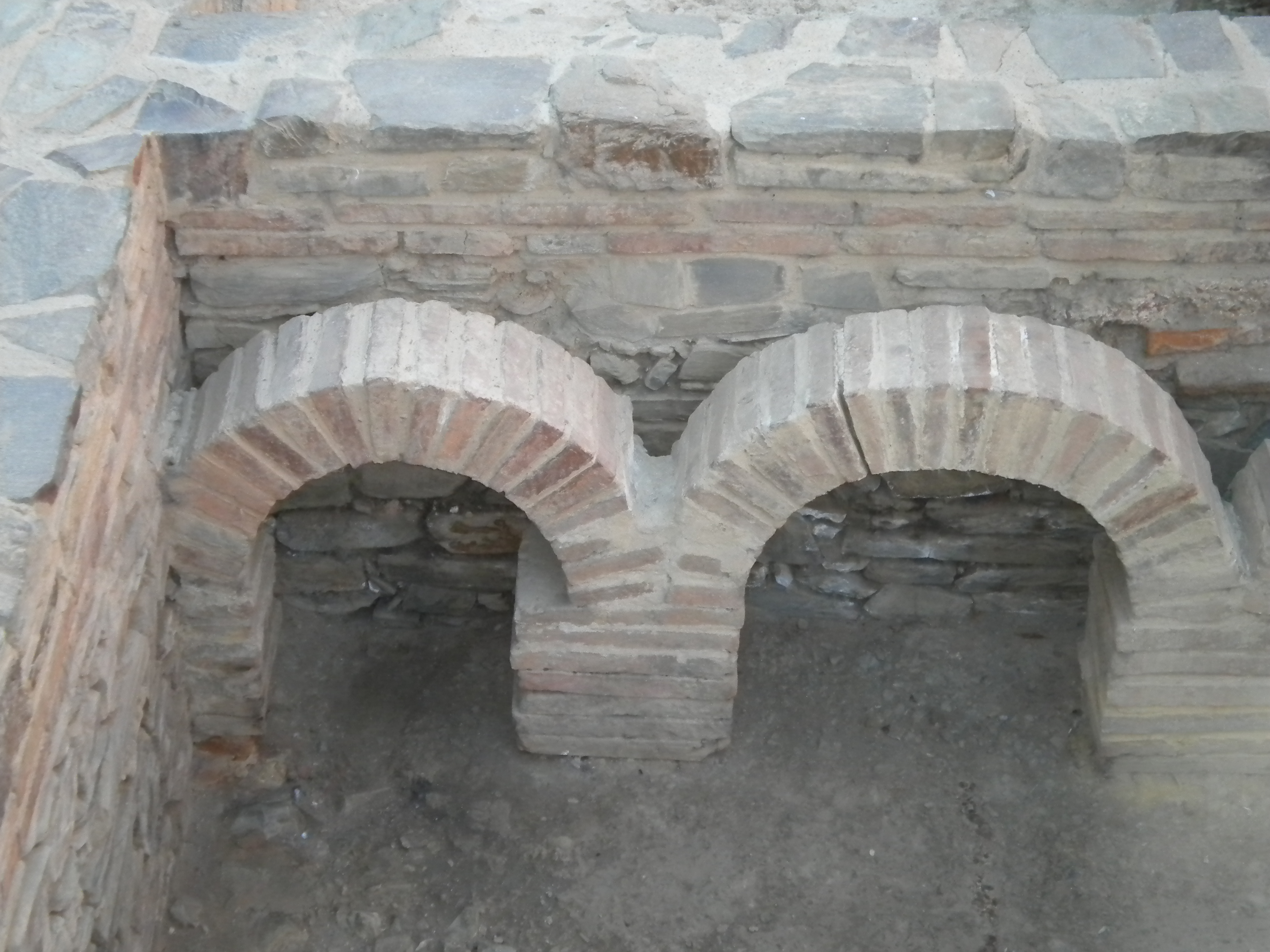 Domus del mosaico del oso y los pájaros (hipocausto)