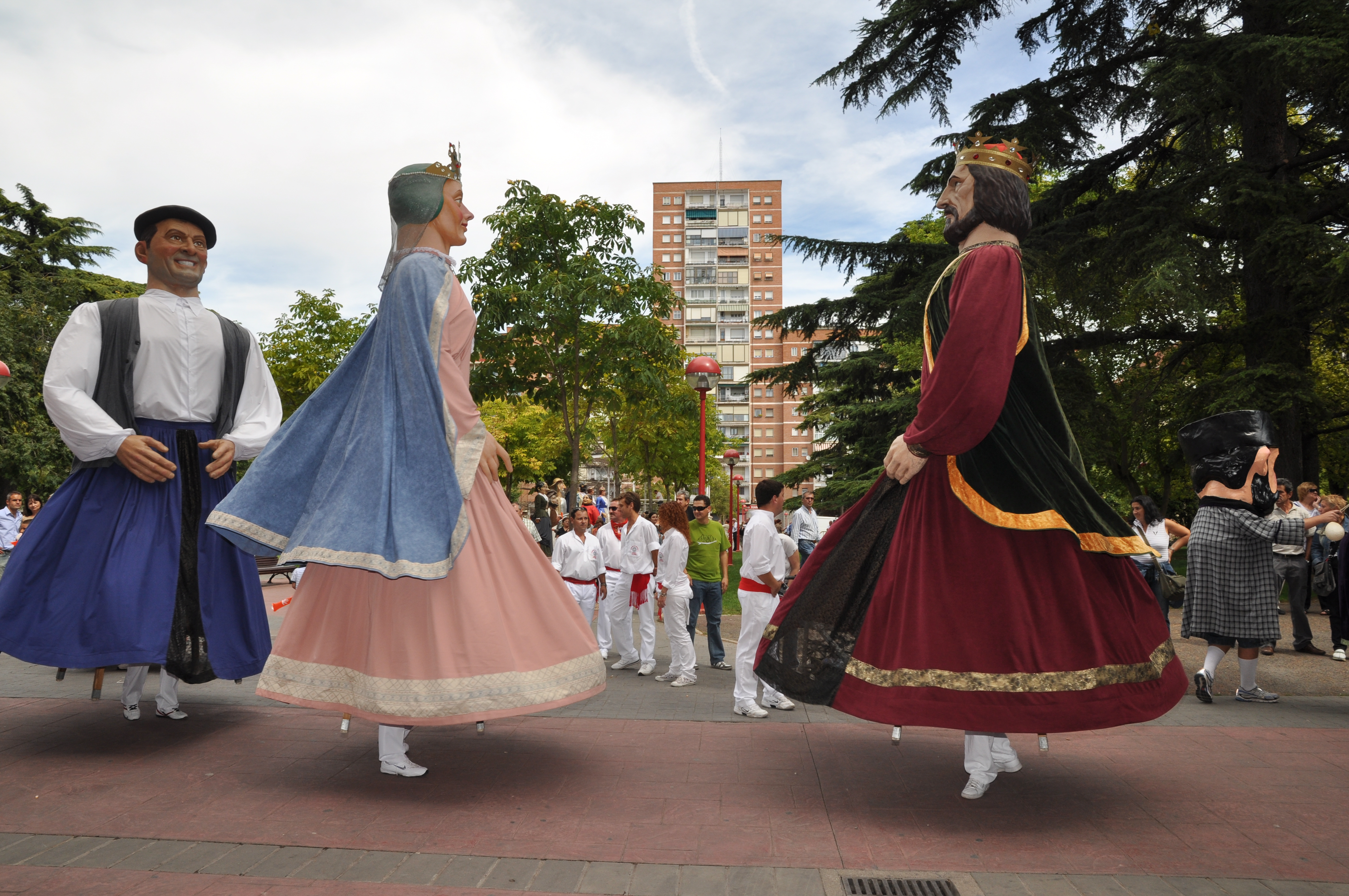 Gigantes danzando