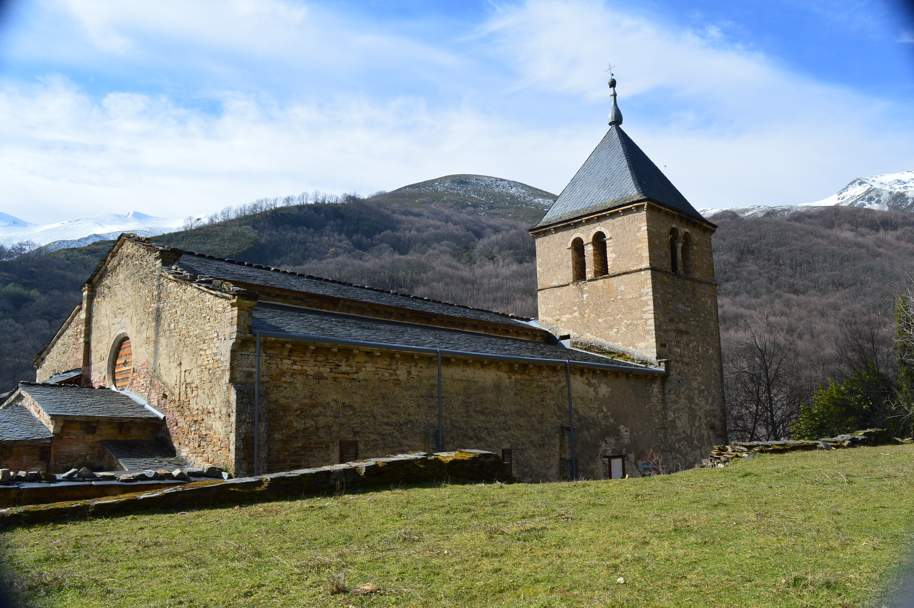 23. MONASTERIO SAN PEDRO DE MONTES DSC_0046
