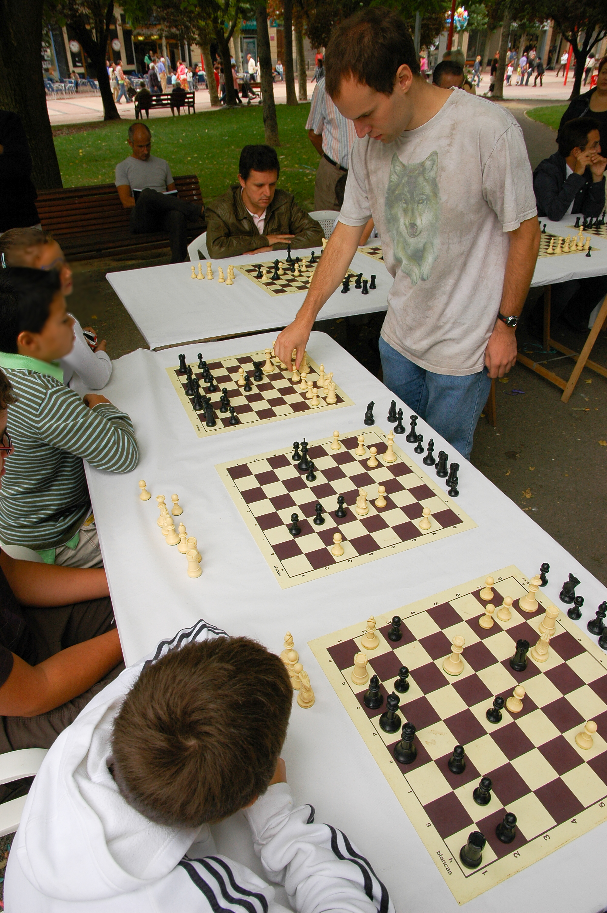 Partidas simultáneas de ajedrez