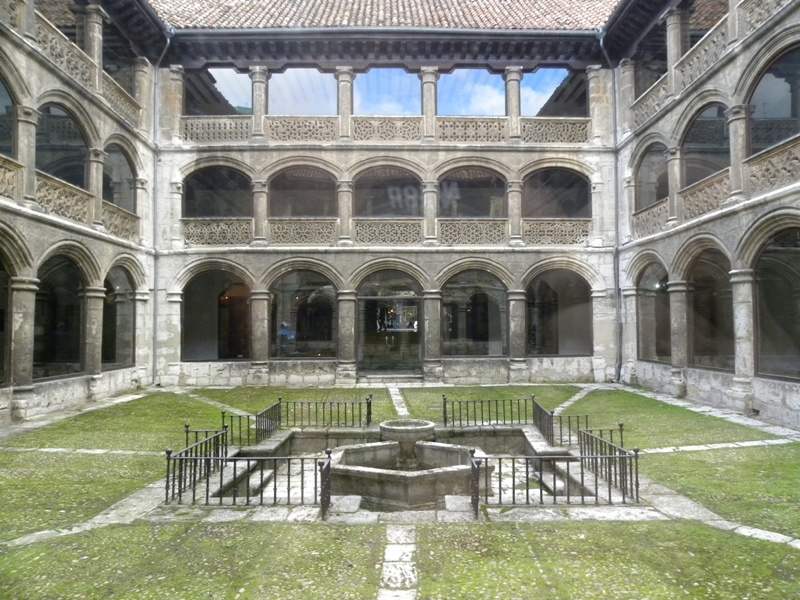 Patio de las Tabas del Convento de las Francesas de Valladolid