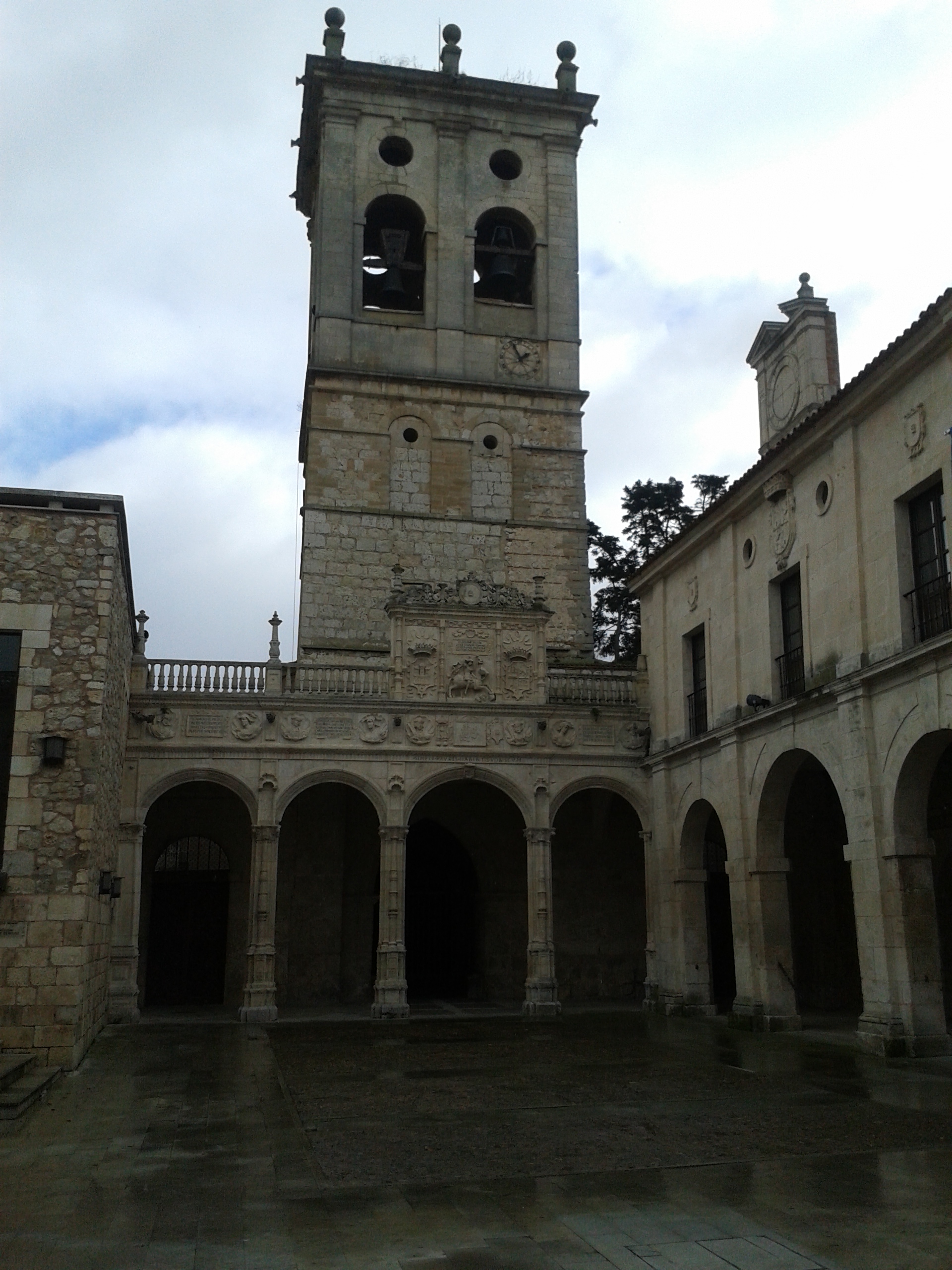 Patio de la universidad de derecho