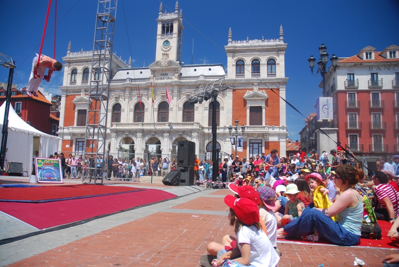 Plaza Mayor de Valladolid y Festival del Teatro de Calle de Valladolid