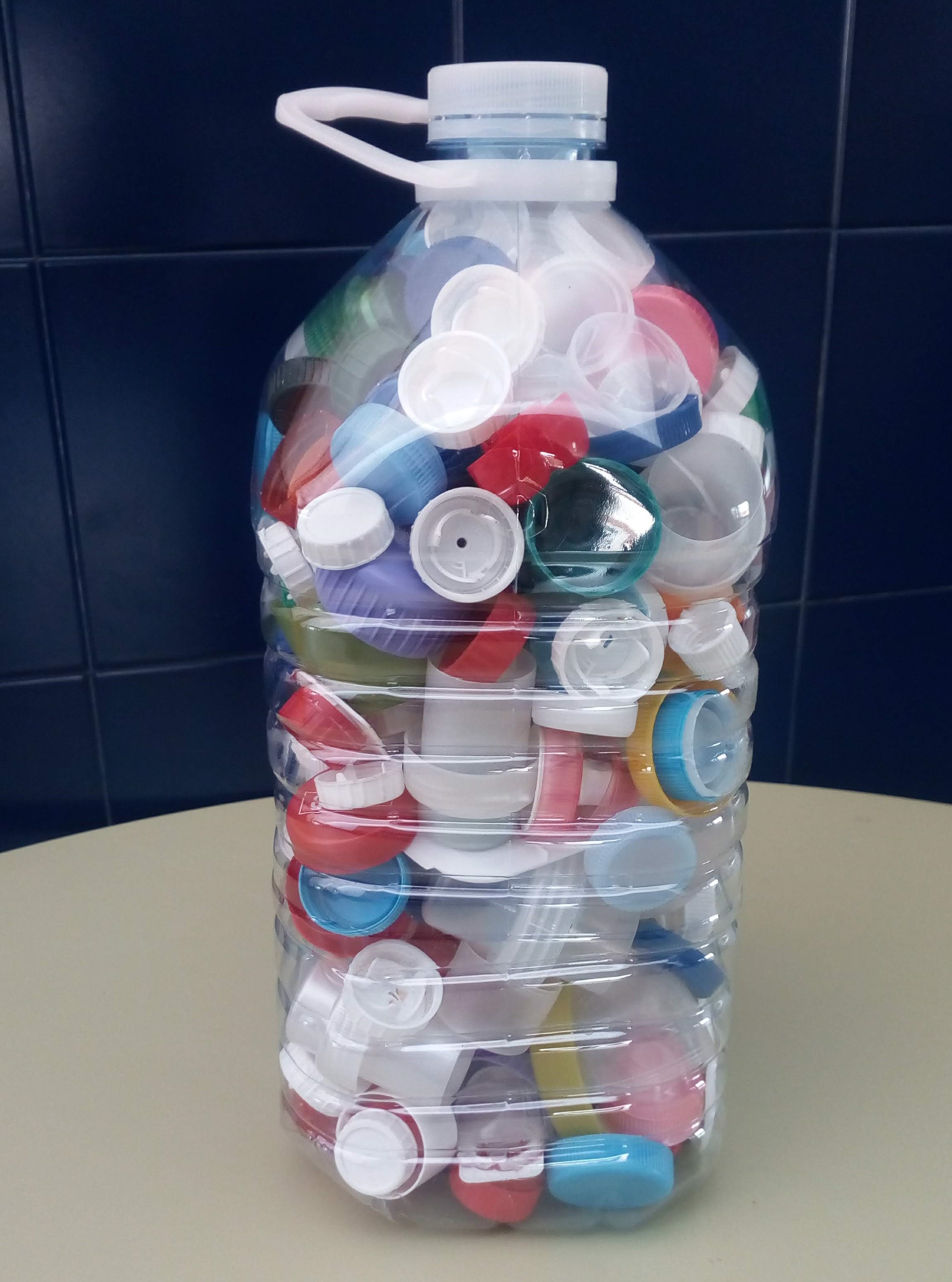 Botella solidaria