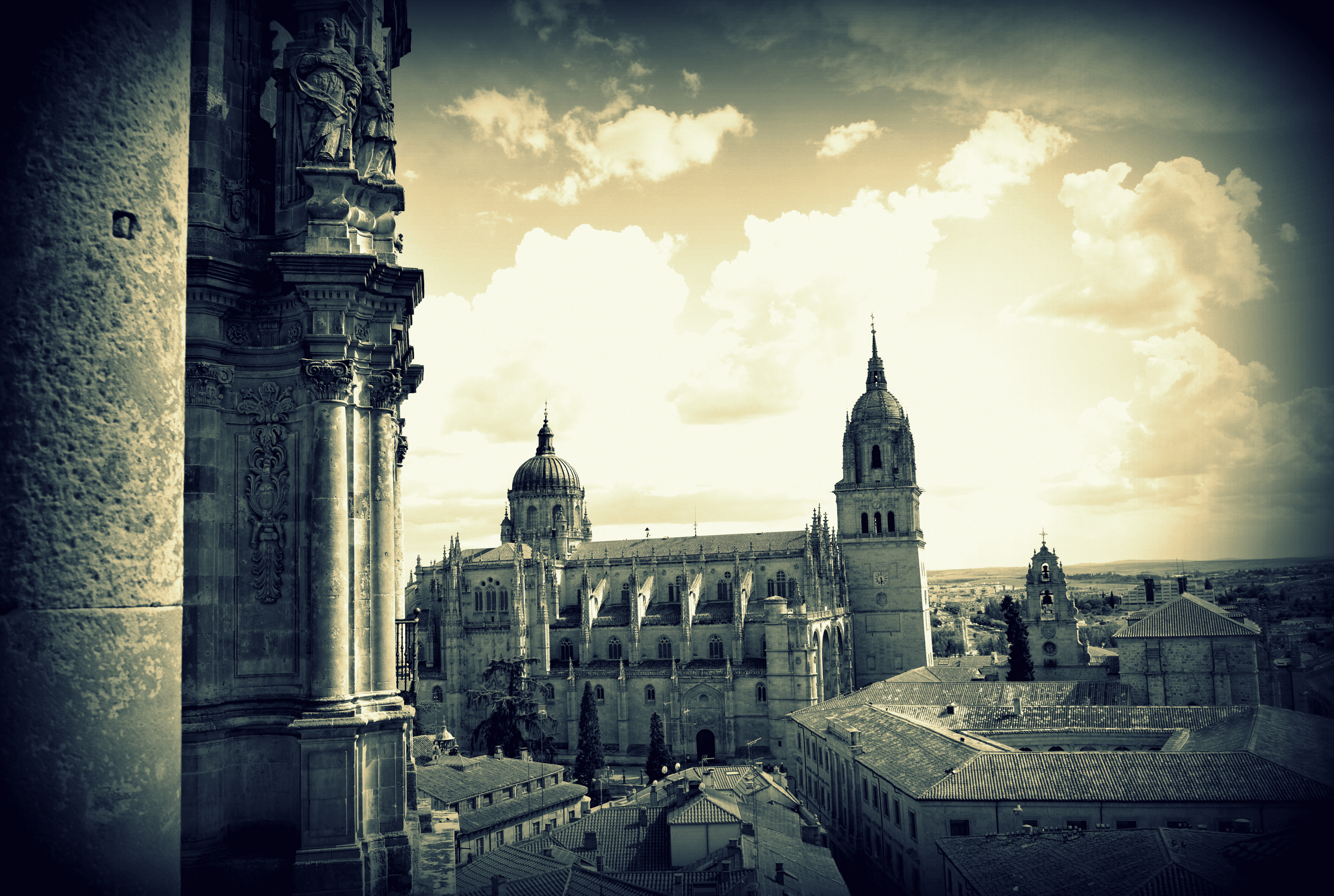 Salamanca_Vista_Catedral_desde Torre_Clerecía
