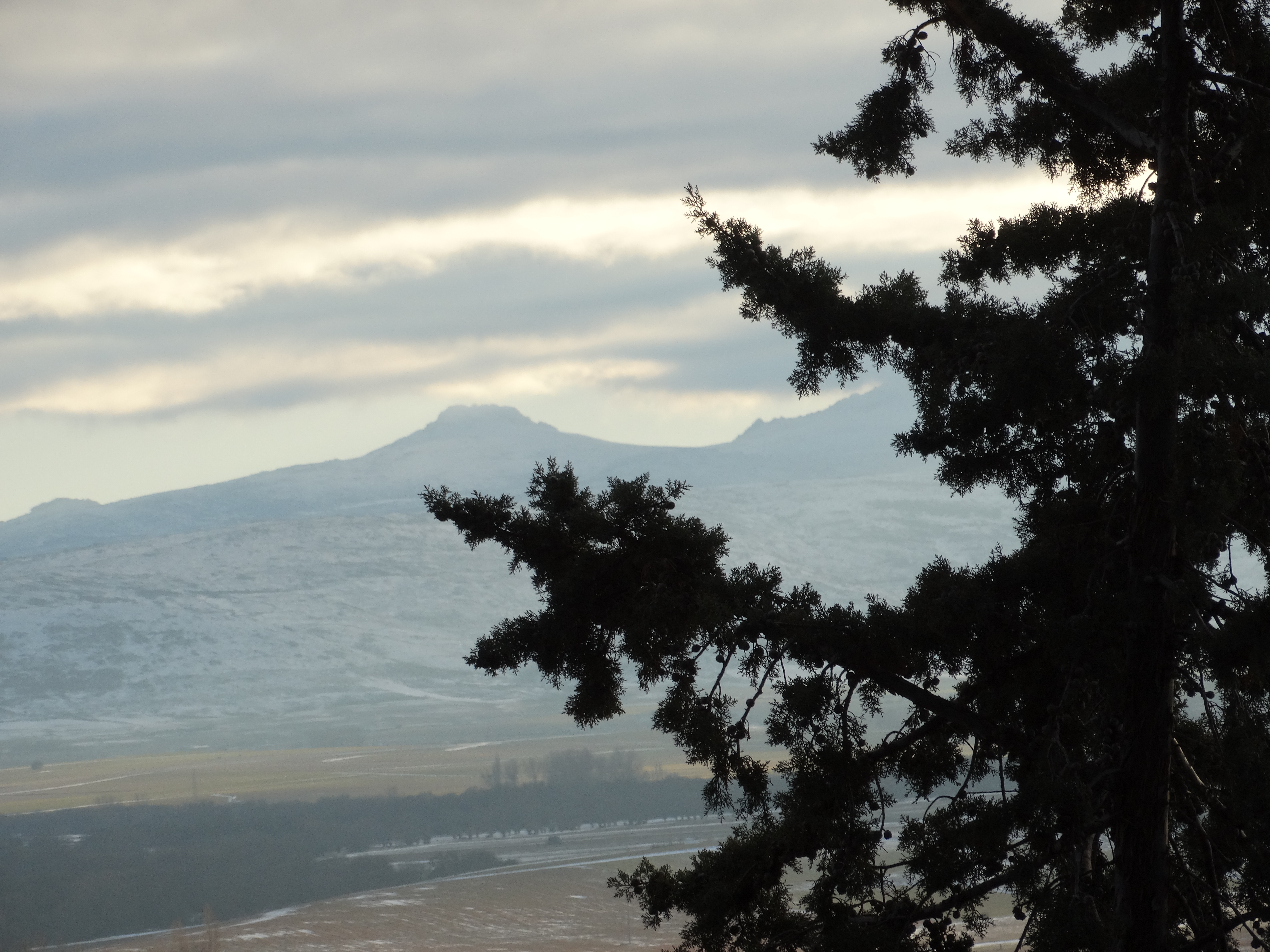 La sierra de Gredos desde el mirador de El Rastro
