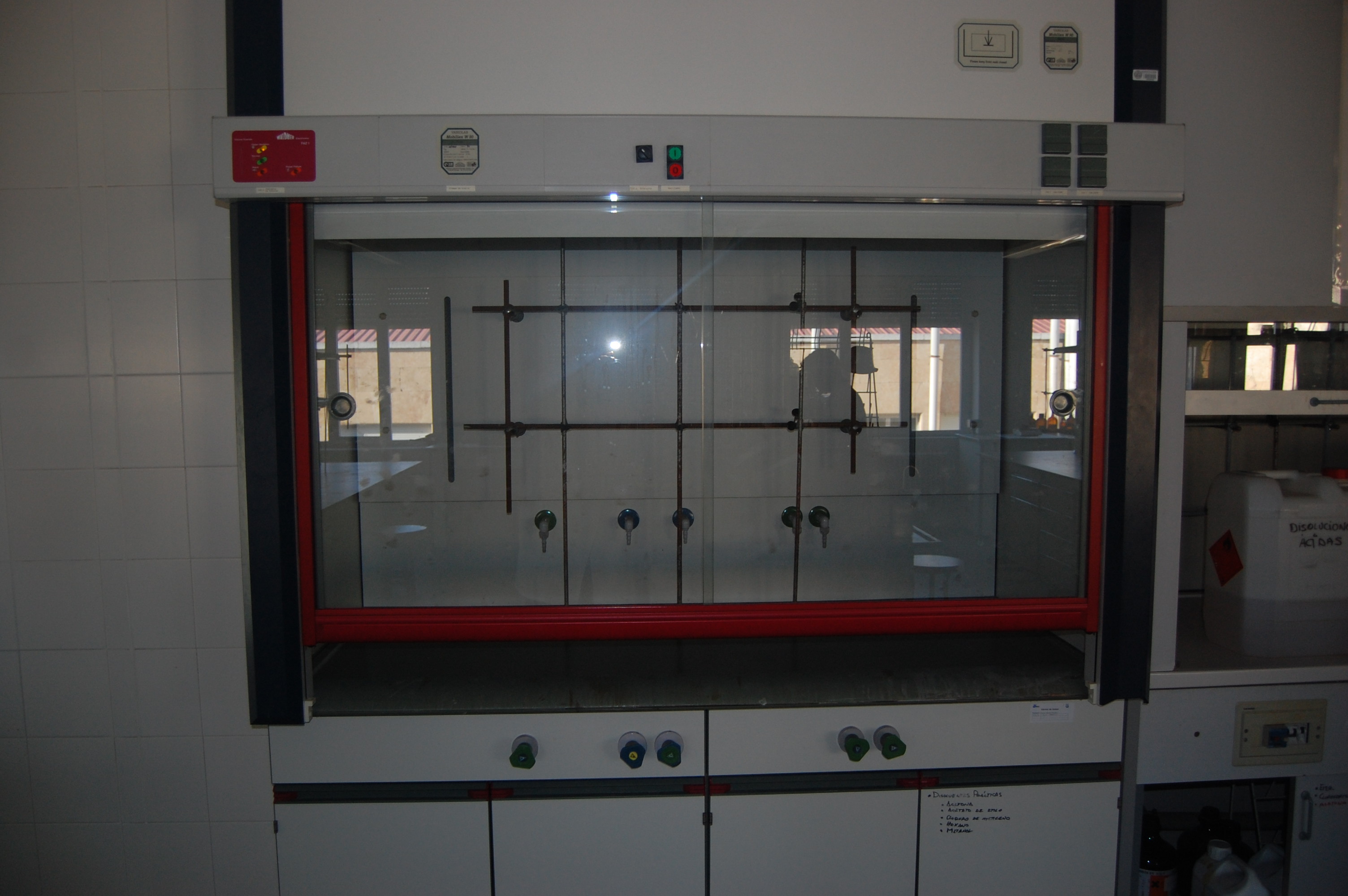 Campana de ventilación de laboratorio