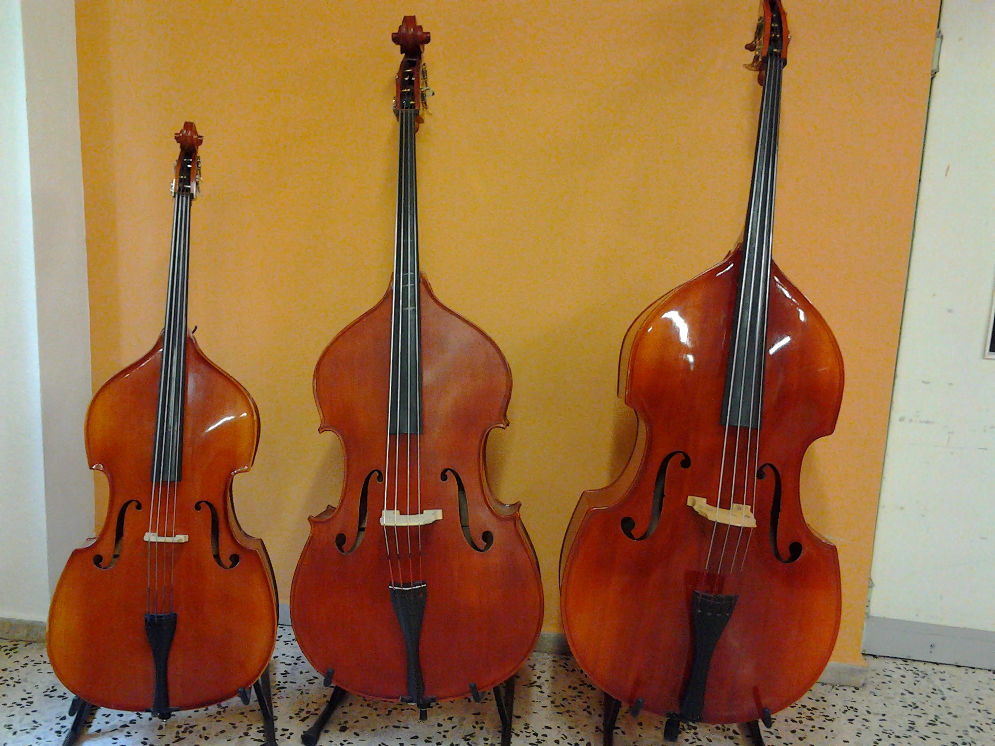 Contrabajos