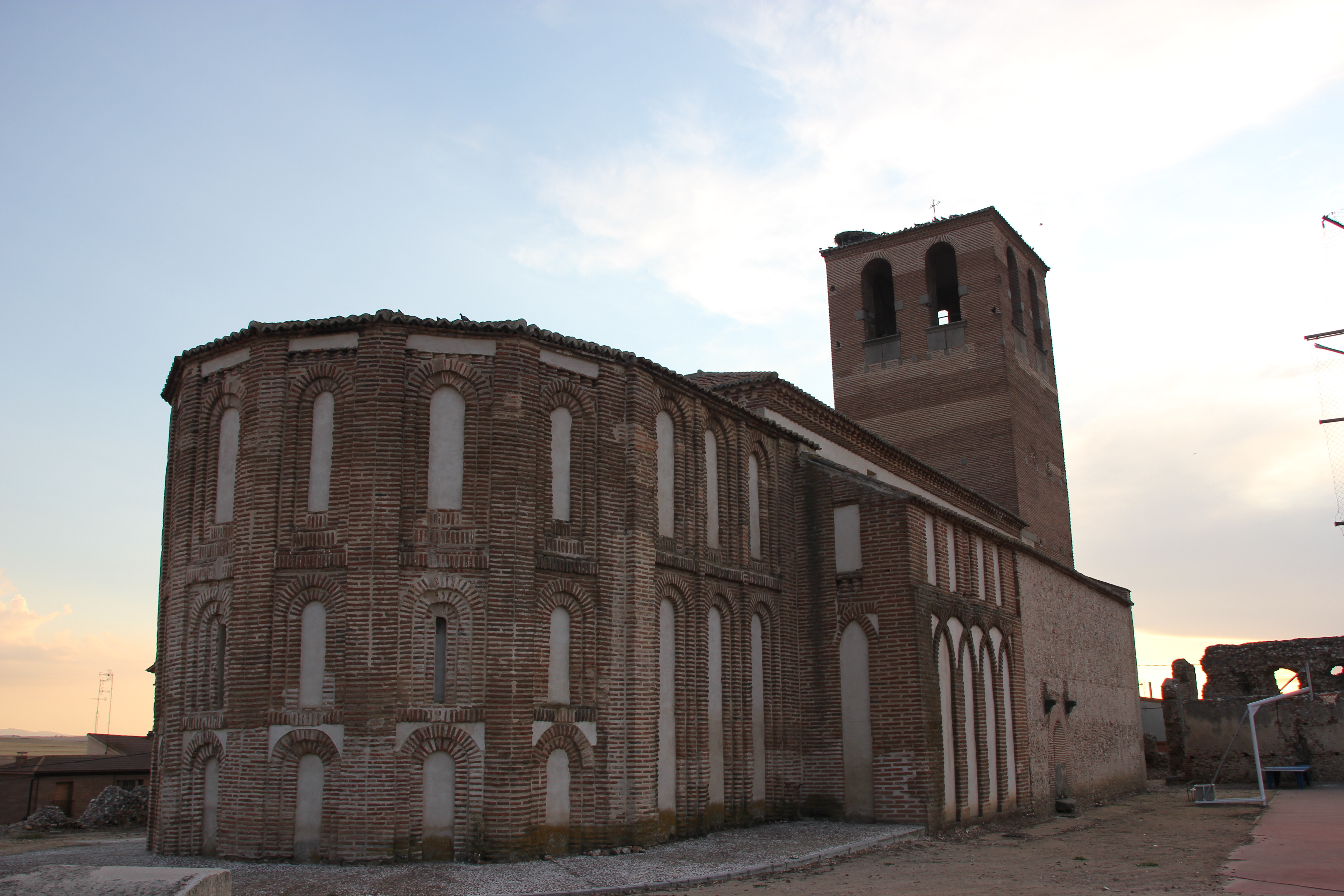Iglesia de Santa María del Castillo de Narros del Castillo
