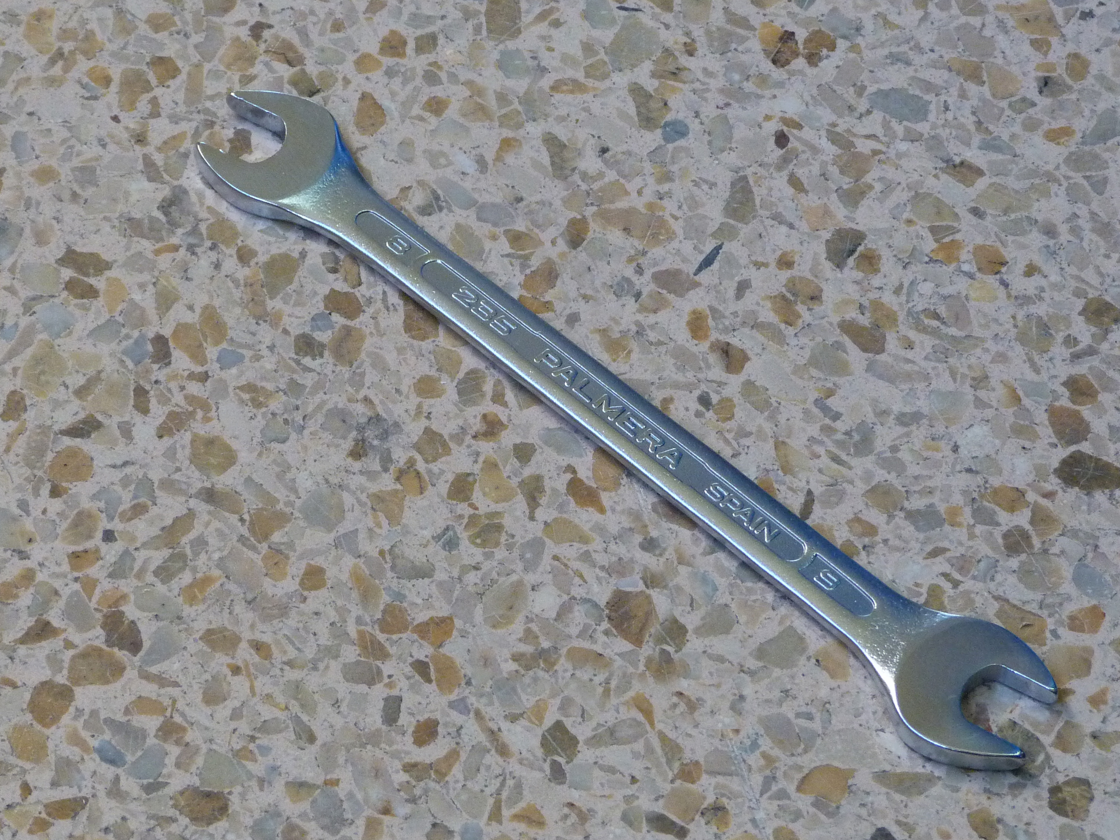 Llave fija plana de dos bocas