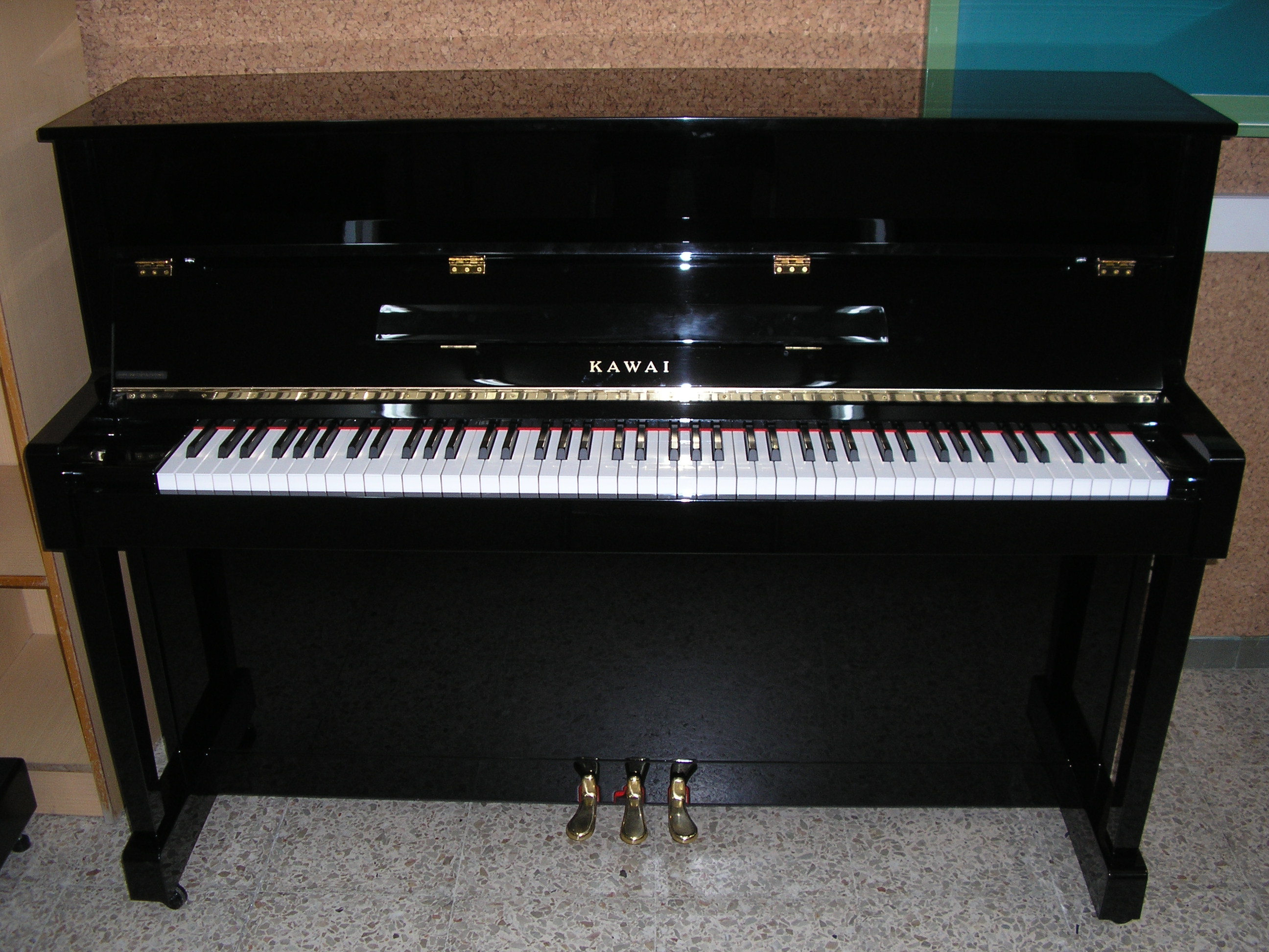 Piano vertical