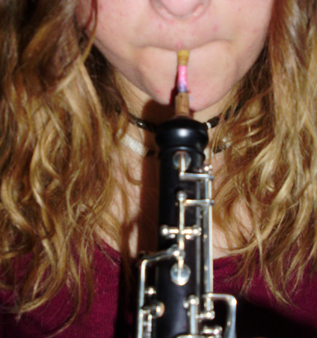 Posición de la caña y tudel del oboe
