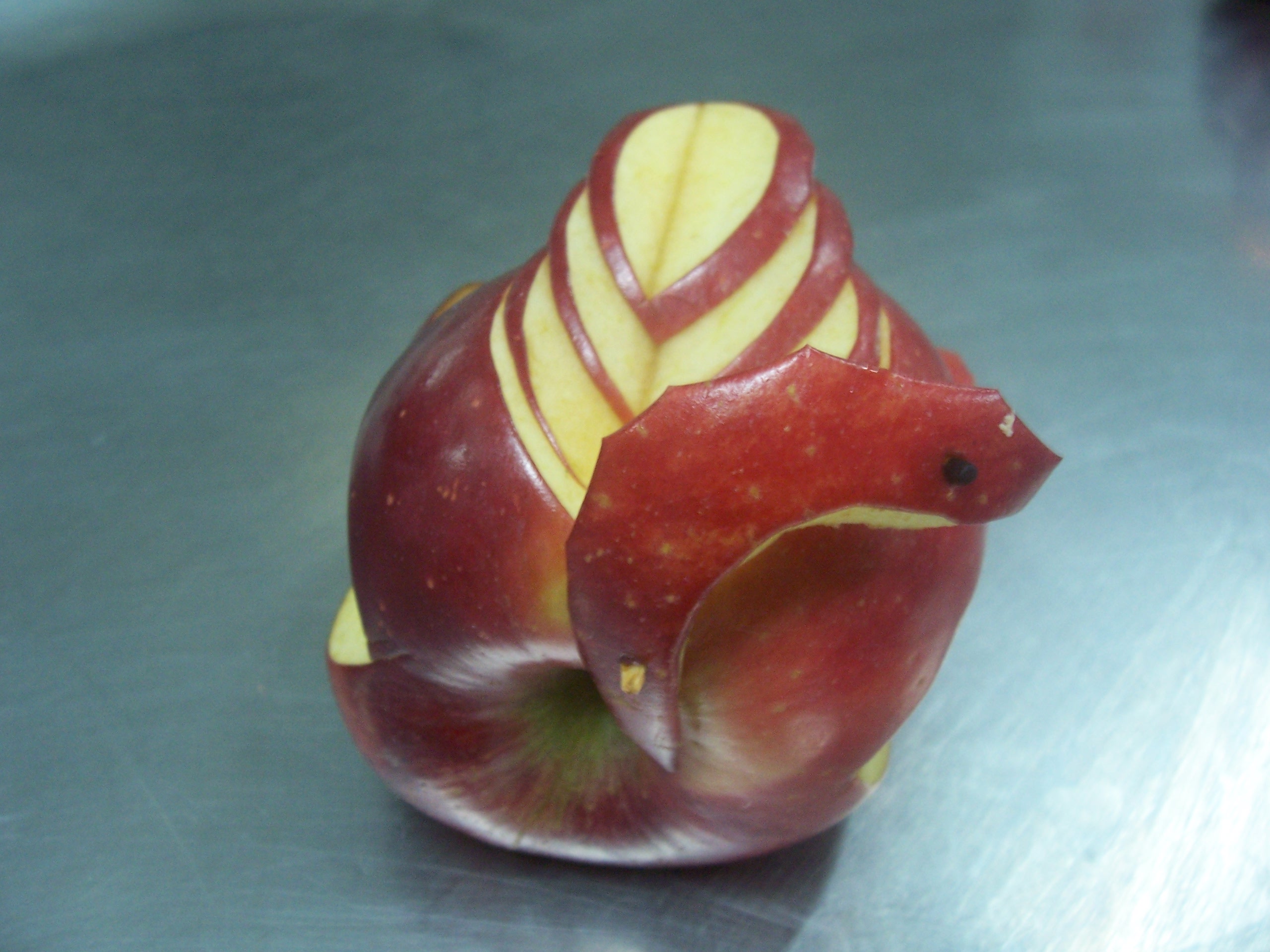Tallado de frutas (cisne)