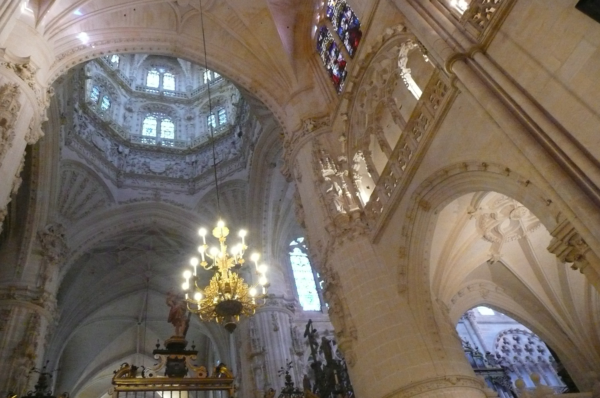 Vista interior de la catedral de Burgos