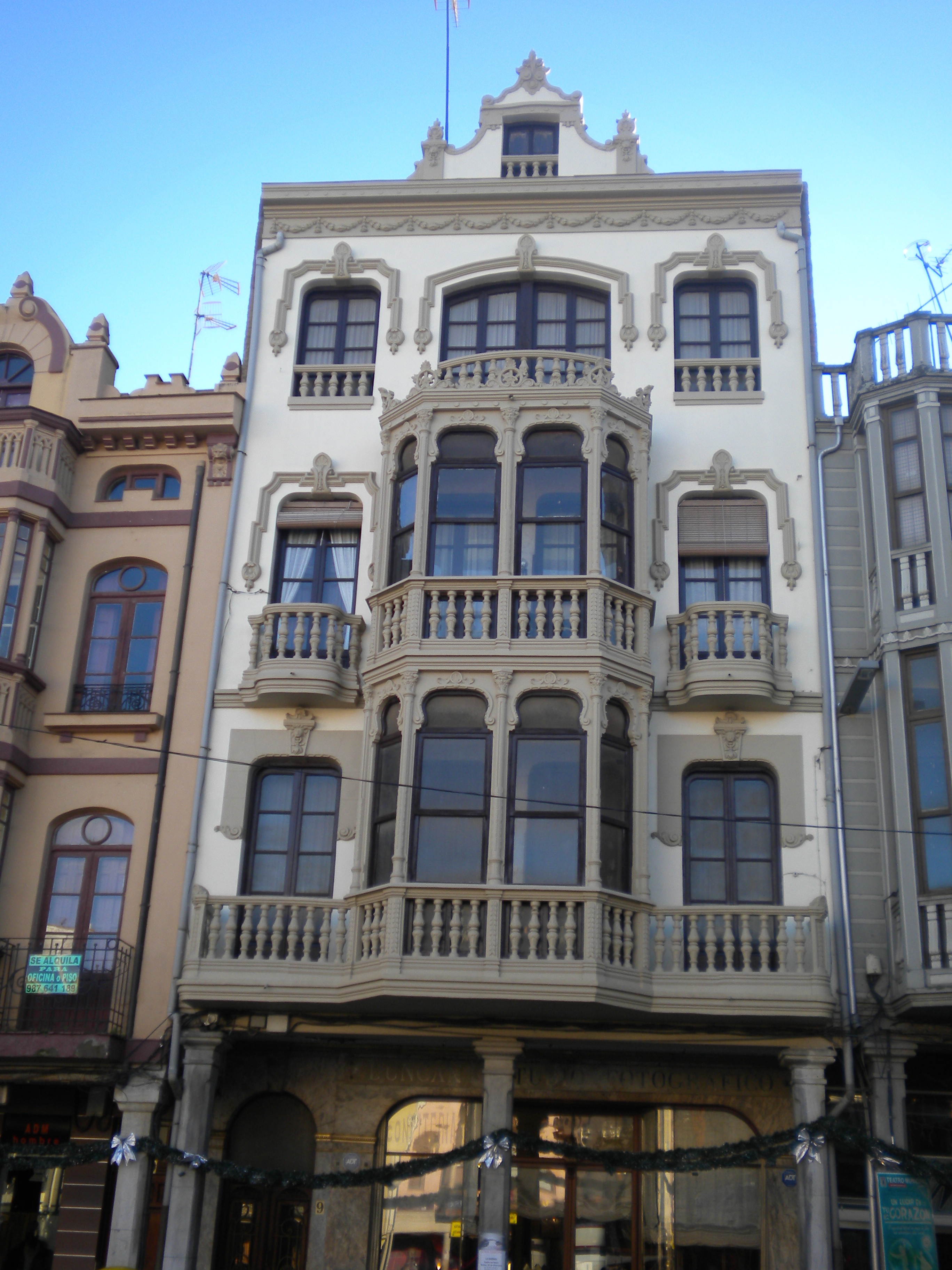 Casa modernista 1(La Bañeza )