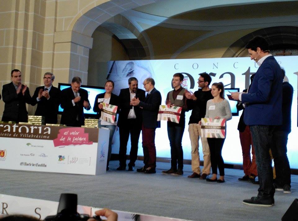 Entrega premios con el Consejero de Educación