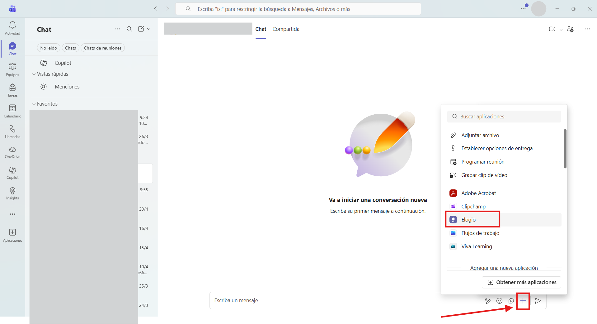 Captura de pantalla que muestra cómo acceder a Elogios desde el chat con un miembro del equipo en Microsoft Teams.