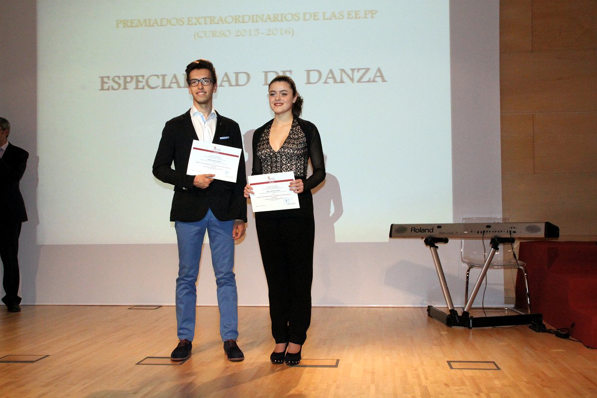 PREMIOS EXTRAORDINARIOS DE EE.PP. DANZA (CURSO 2015-2016)