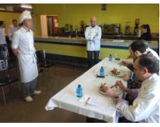 9613_1717442048477683_5684285370560827429_n